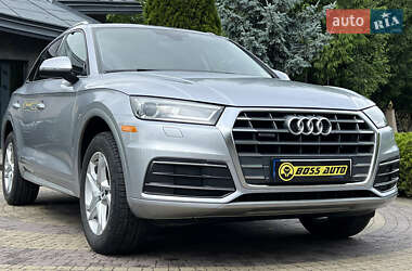 Позашляховик / Кросовер Audi Q5 2018 в Львові