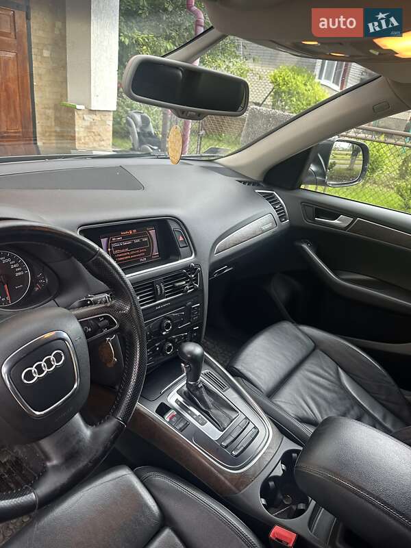Внедорожник / Кроссовер Audi Q5 2009 в Радехове