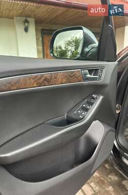 Внедорожник / Кроссовер Audi Q5 2009 в 