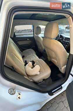Позашляховик / Кросовер Audi Q5 2014 в 