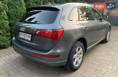 Внедорожник / Кроссовер Audi Q5 2012 в 