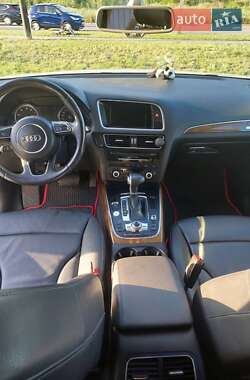 Внедорожник / Кроссовер Audi Q5 2016 в 