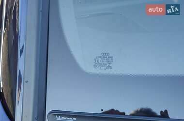 Позашляховик / Кросовер Audi Q5 2018 в 