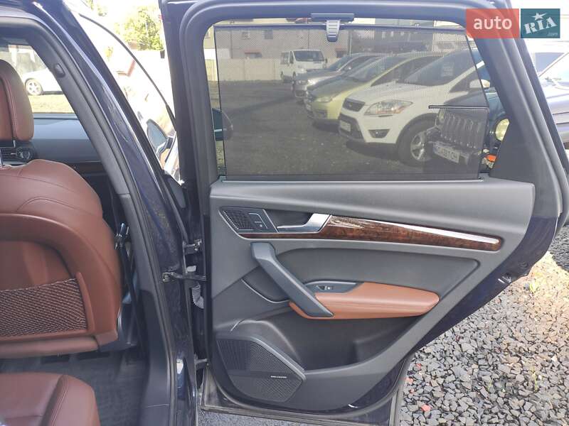 Внедорожник / Кроссовер Audi Q5 2018 в Нововолынске