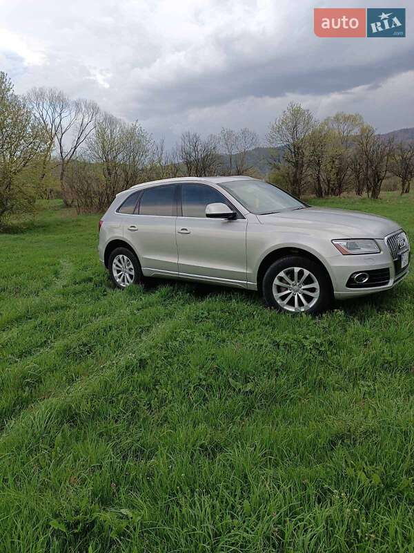 Внедорожник / Кроссовер Audi Q5 2013 в Надворной