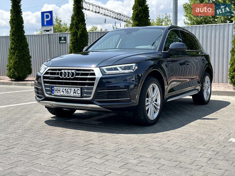 Внедорожник / Кроссовер Audi Q5 2019 в Одессе