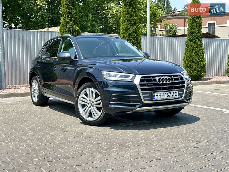 Внедорожник / Кроссовер Audi Q5 2019 в Одессе