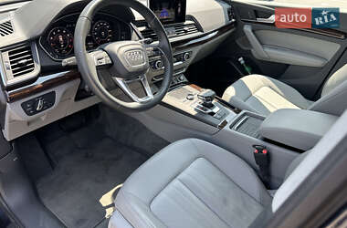 Внедорожник / Кроссовер Audi Q5 2019 в 