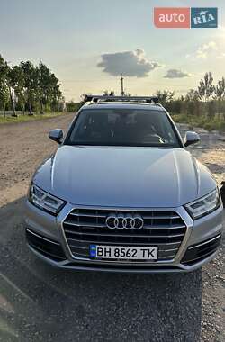Внедорожник / Кроссовер Audi Q5 2019 в 