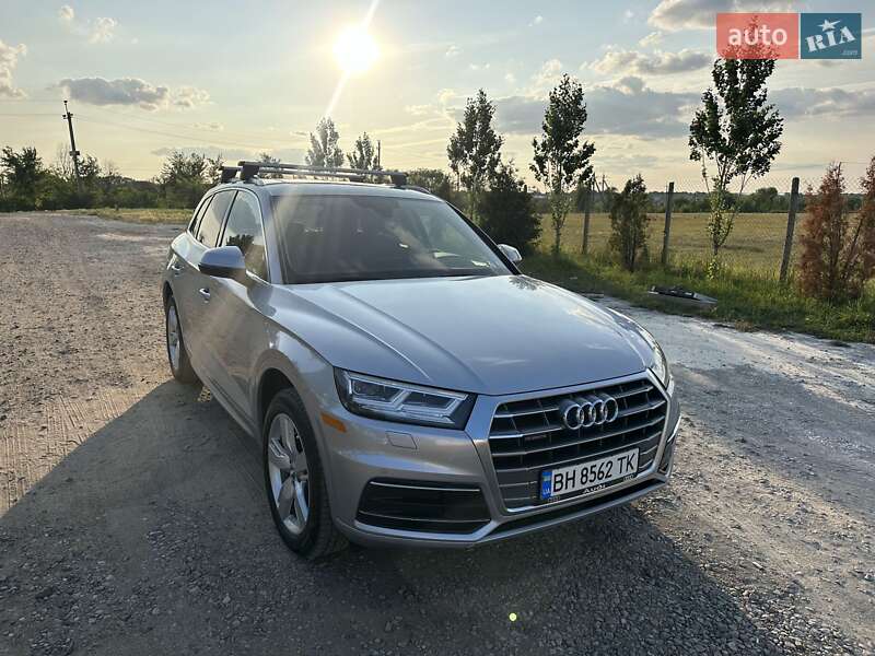 Позашляховик / Кросовер Audi Q5 2019 в Одесі