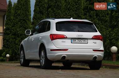 Внедорожник / Кроссовер Audi Q5 2010 в 