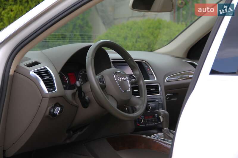 Внедорожник / Кроссовер Audi Q5 2010 в Сарнах фото 24 Внедорожник / Кроссовер Audi Q5 2010 в Сарнах