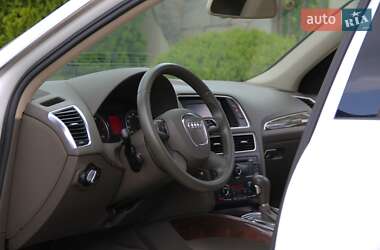Внедорожник / Кроссовер Audi Q5 2010 в 