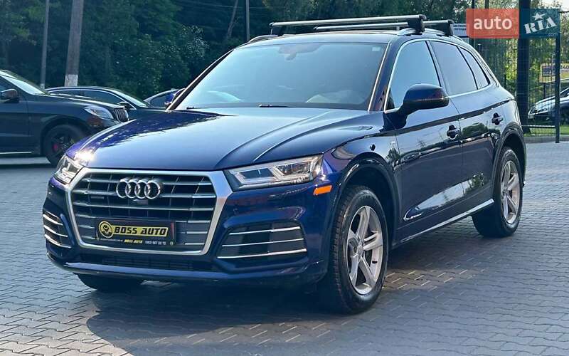 Внедорожник / Кроссовер Audi Q5 2017 в Черновцах