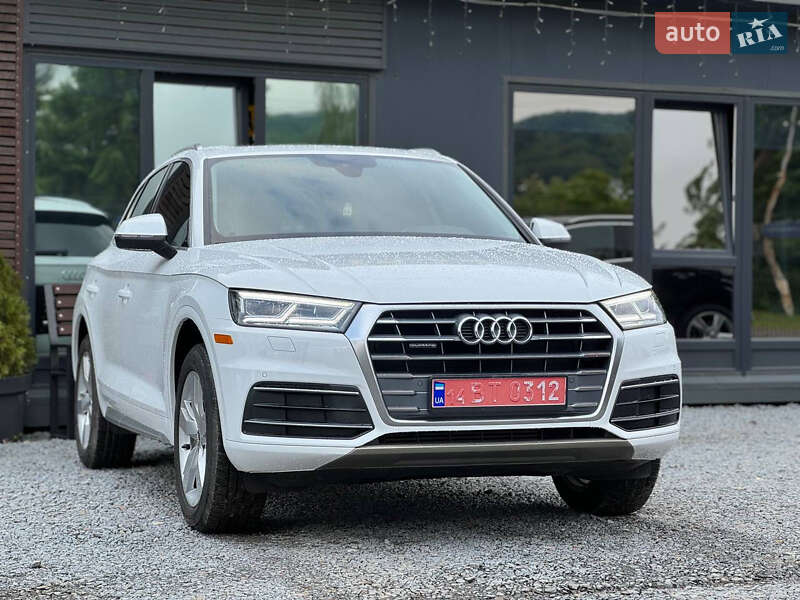 Внедорожник / Кроссовер Audi Q5 2018 в Львове фото 3 Внедорожник / Кроссовер Audi Q5 2018 в Львове