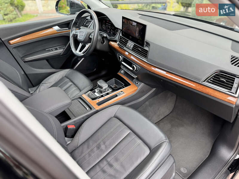 Внедорожник / Кроссовер Audi Q5 2021 в Стрые