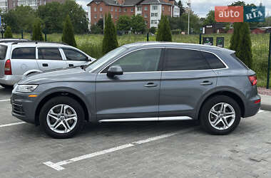 Внедорожник / Кроссовер Audi Q5 2019 в 