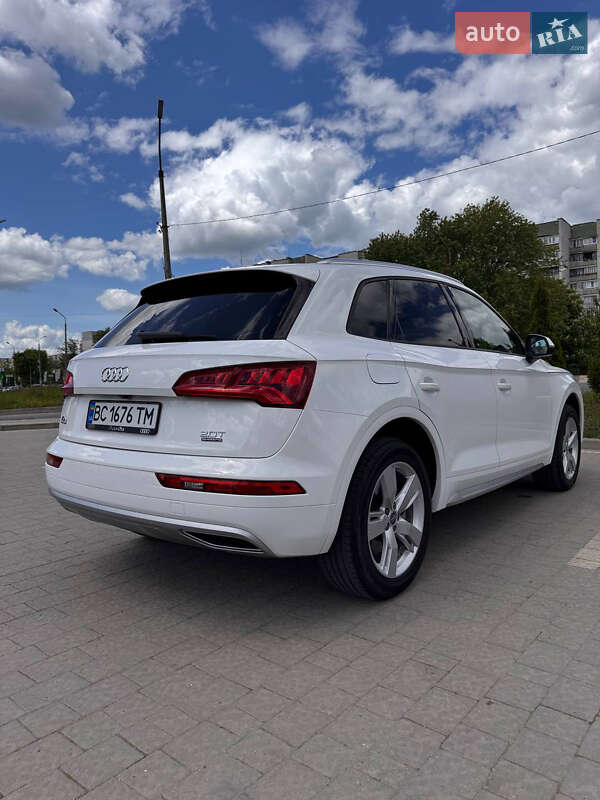 Позашляховик / Кросовер Audi Q5 2018 в Дрогобичі