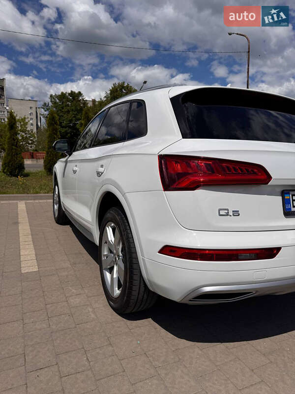 Позашляховик / Кросовер Audi Q5 2018 в Дрогобичі