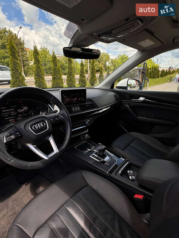 Позашляховик / Кросовер Audi Q5 2018 в Дрогобичі