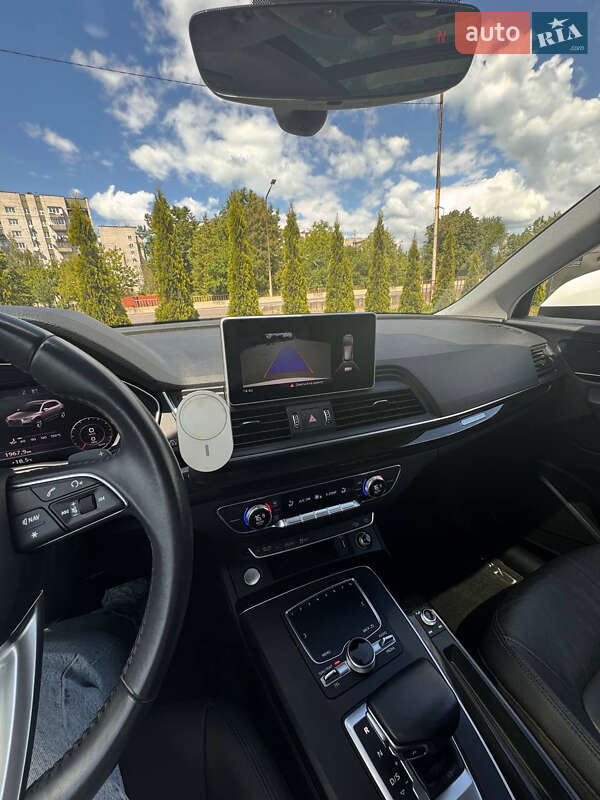 Позашляховик / Кросовер Audi Q5 2018 в Дрогобичі