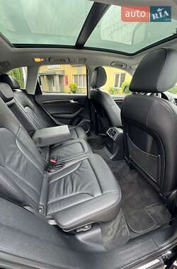 Внедорожник / Кроссовер Audi Q5 2015 в 