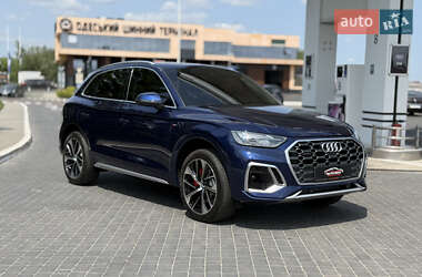 Внедорожник / Кроссовер Audi Q5 2023 в 