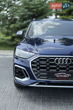 Внедорожник / Кроссовер Audi Q5 2023 в 