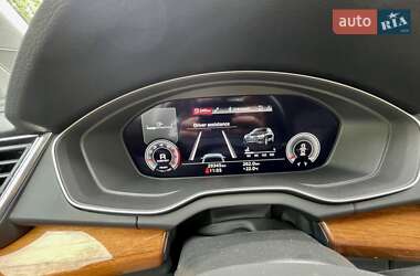 Внедорожник / Кроссовер Audi Q5 2022 в 