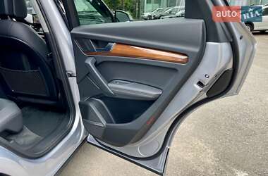 Внедорожник / Кроссовер Audi Q5 2022 в 