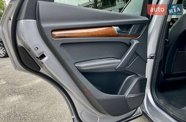 Внедорожник / Кроссовер Audi Q5 2022 в 