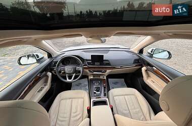 Внедорожник / Кроссовер Audi Q5 2018 в 