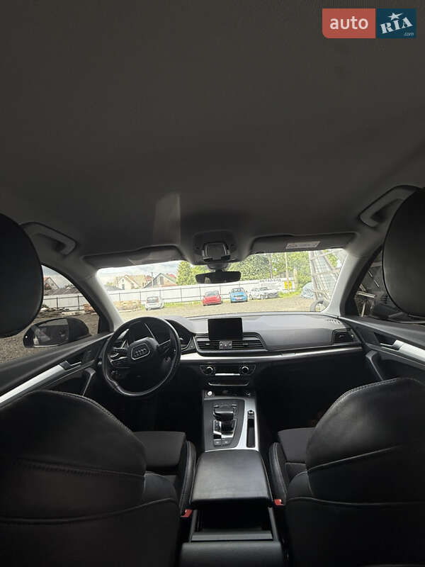 Внедорожник / Кроссовер Audi Q5 2019 в Луцке