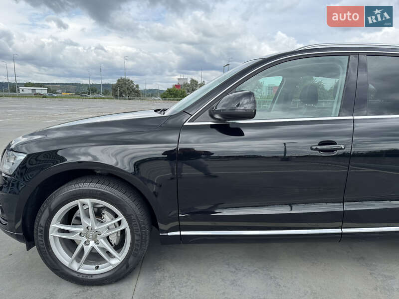 Внедорожник / Кроссовер Audi Q5 2014 в Киеве