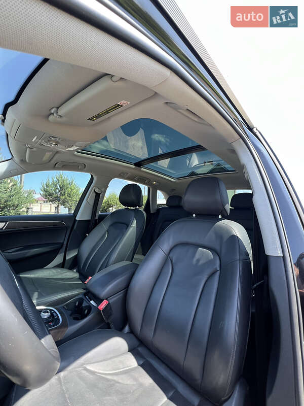 Внедорожник / Кроссовер Audi Q5 2014 в Самборе