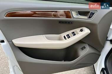 Внедорожник / Кроссовер Audi Q5 2009 в Днепре