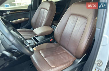 Внедорожник / Кроссовер Audi Q5 2019 в 