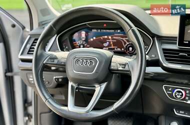 Внедорожник / Кроссовер Audi Q5 2018 в 