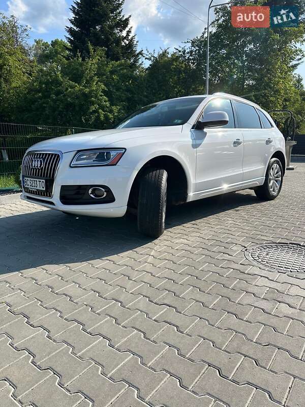 Внедорожник / Кроссовер Audi Q5 2015 в Самборе