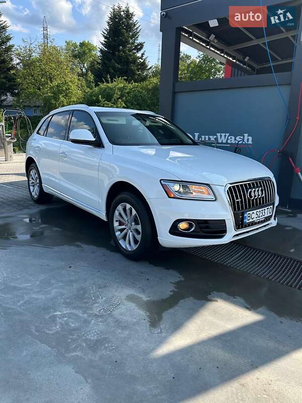 Внедорожник / Кроссовер Audi Q5 2015 в Самборе
