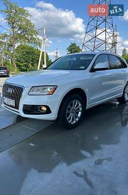 Внедорожник / Кроссовер Audi Q5 2015 в 