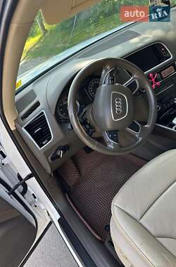Внедорожник / Кроссовер Audi Q5 2015 в 