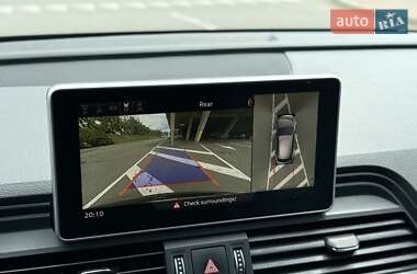 Внедорожник / Кроссовер Audi Q5 2018 в 