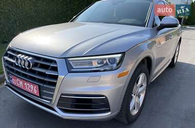 Внедорожник / Кроссовер Audi Q5 2018 в 