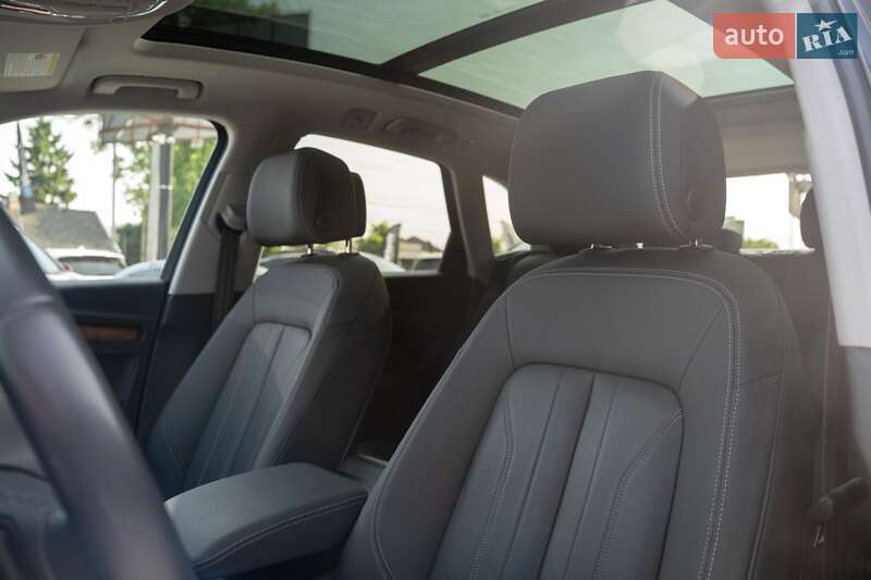 Внедорожник / Кроссовер Audi Q5 2021 в Черновцах