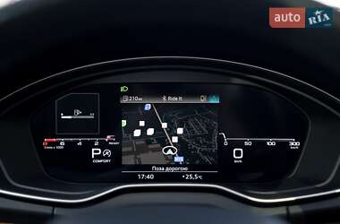 Внедорожник / Кроссовер Audi Q5 2021 в 