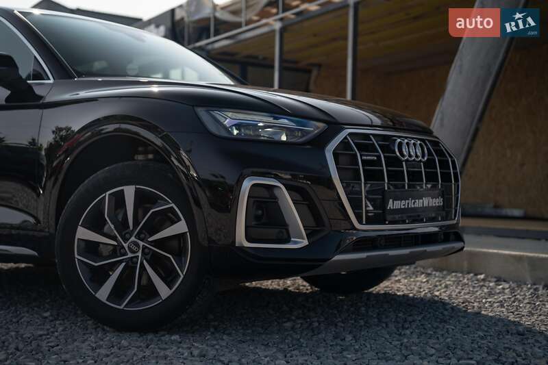 Внедорожник / Кроссовер Audi Q5 2021 в Черновцах