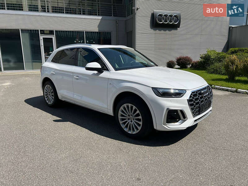 Audi Q5 2021