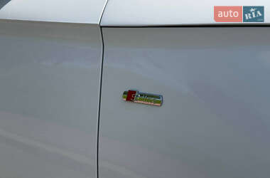 Внедорожник / Кроссовер Audi Q5 2021 в 
