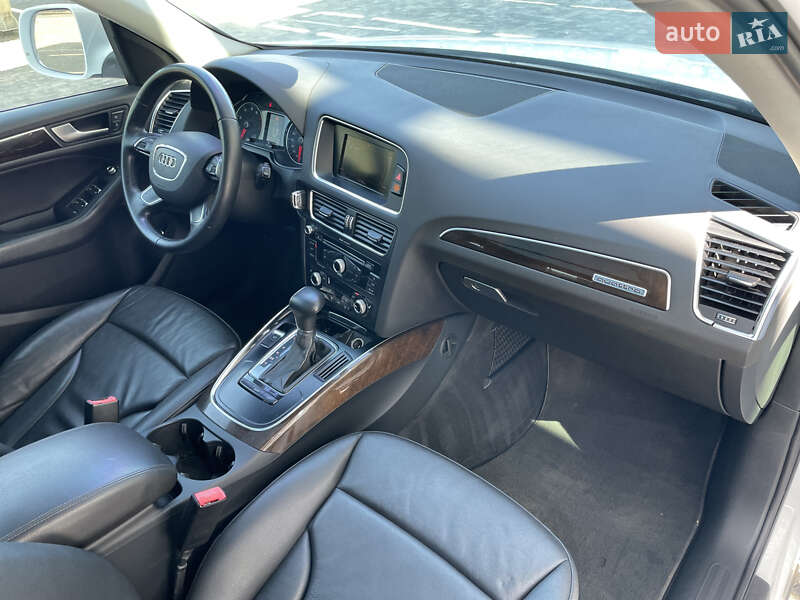 Внедорожник / Кроссовер Audi Q5 2013 в Львове